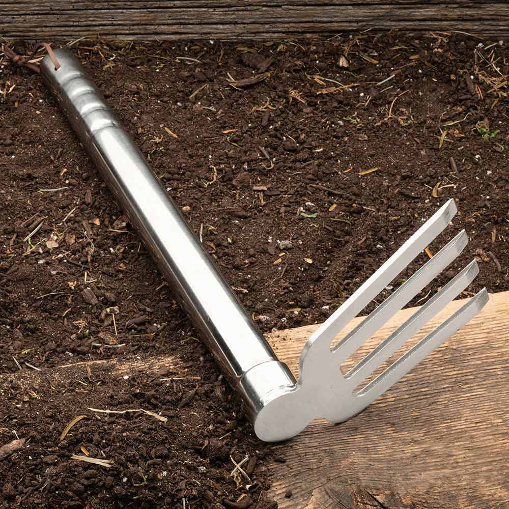 Herramienta Indestructible de Acero Inoxidable para Jardinería: Azada y Cultivador