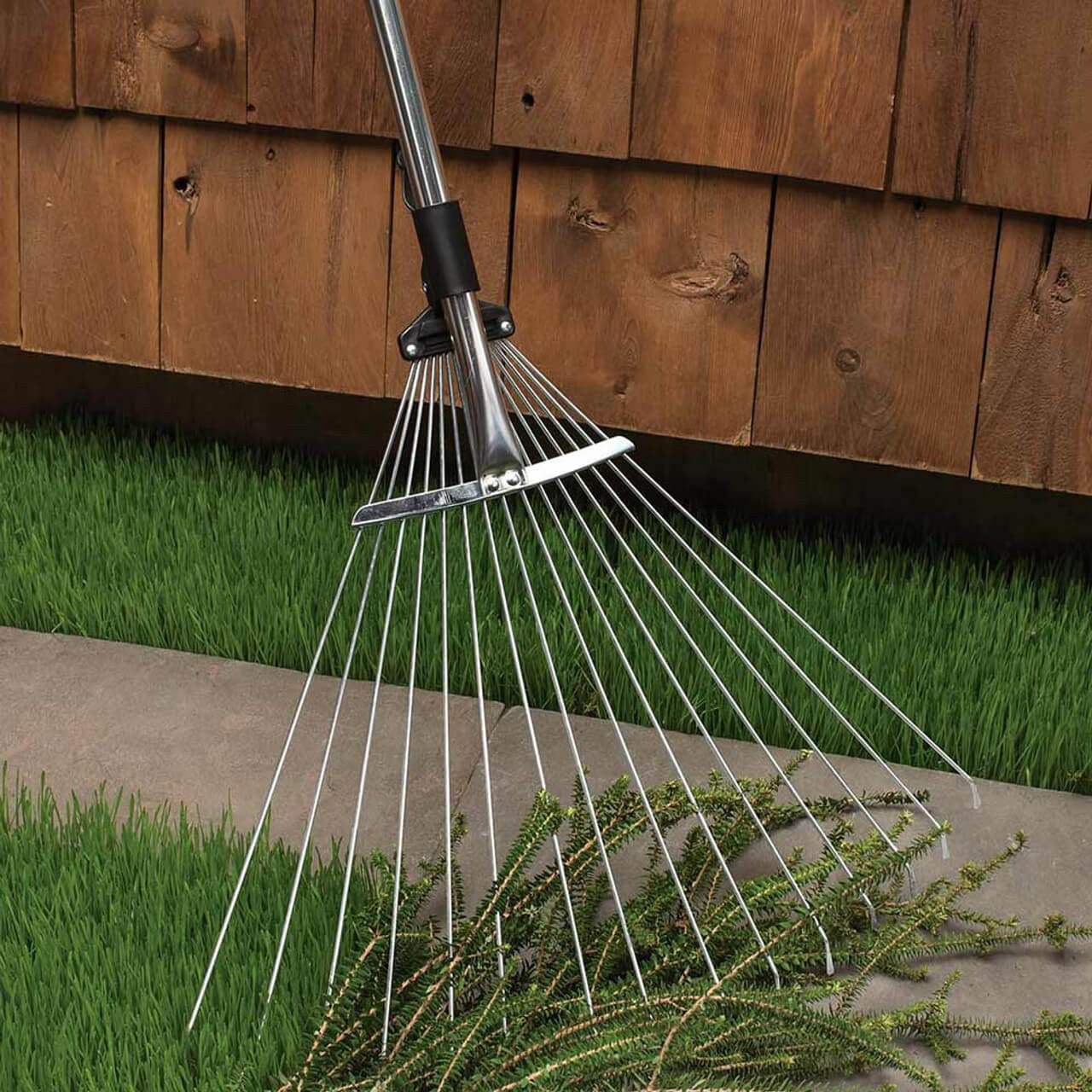 Rastrillo de jardín y hojas plegable con mango extensible