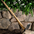 Azada de Jardín de Mango Largo con Mango de Madera de Fresno para Cultivo de Suelo